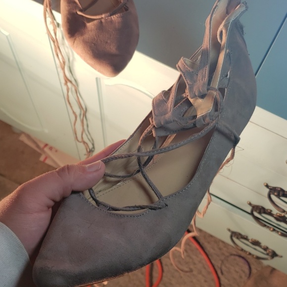 Tan flats Size 8 1/5 - Picture 4 of 4